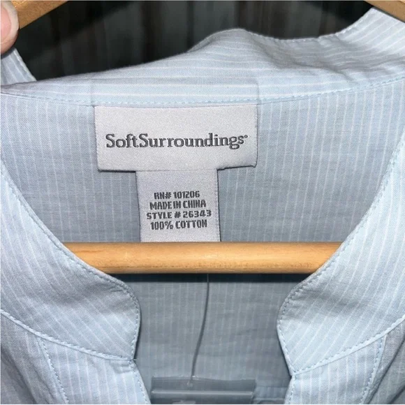 Soft Surroundings Light Blue Double Pocket Tunic - Picture 5 of 6